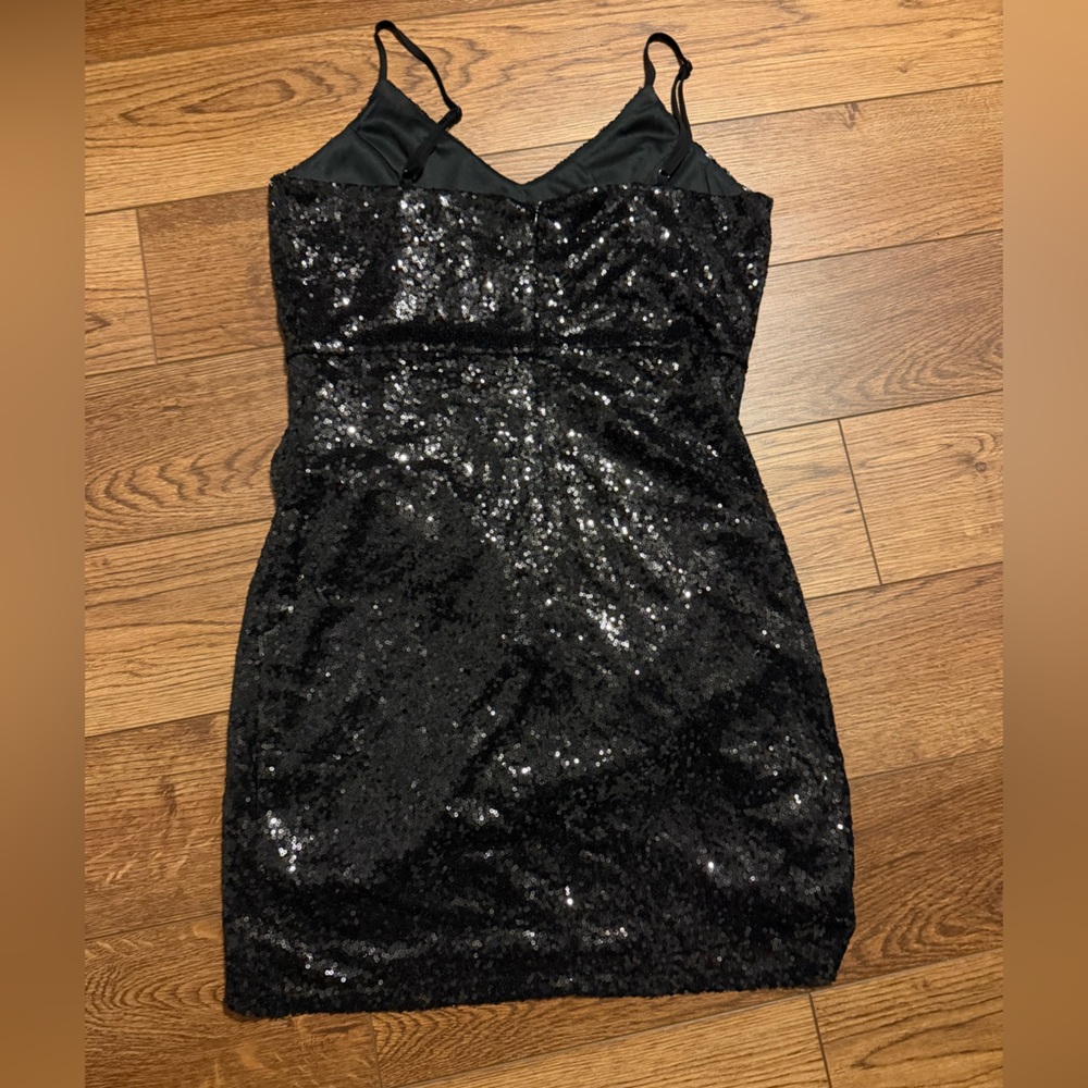 Lulu's Forever Your Girl Black Sequin Bodycon Dress Black excellent condition - Picture 4 of 6